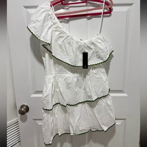 Lulu's Elegant White Dress with Green Accents - Picture 4 of 5